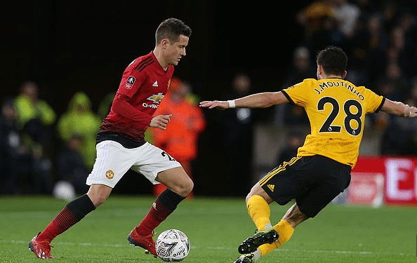 根据此前的 根据此前的